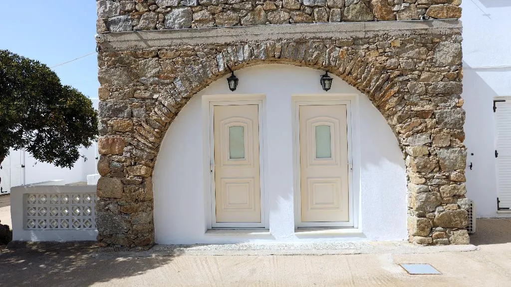 General view, Peter's Studios, Mykonos