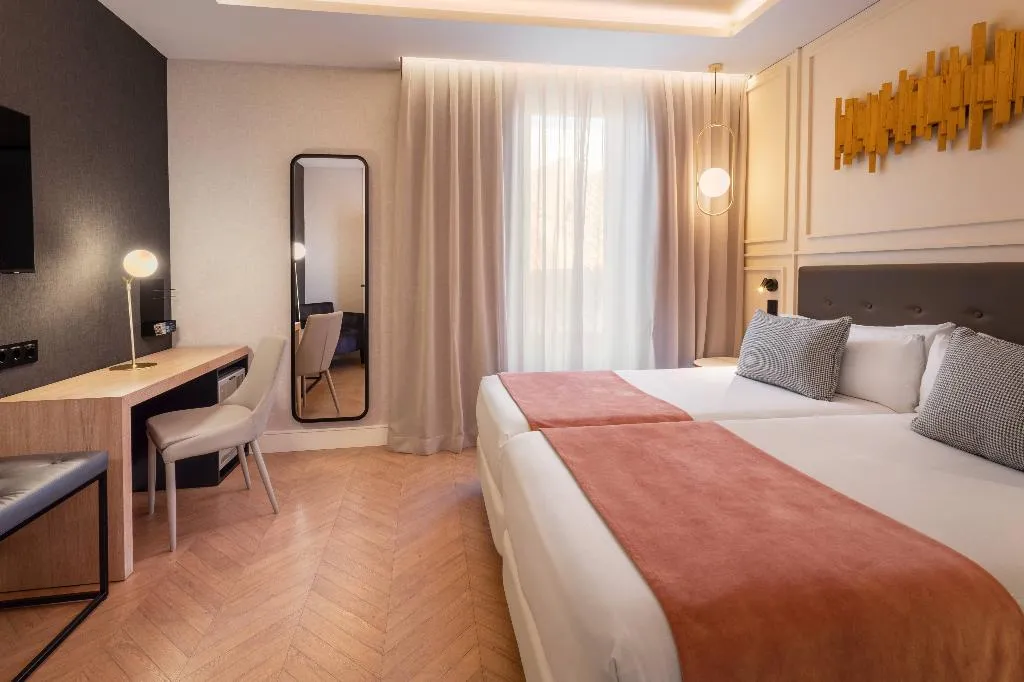 DOUBLE SINGLE USE STANDARD Room, Catalonia Goya, Madrid