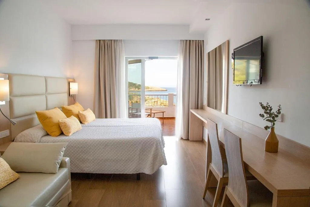 Room, Hostal La Cigüeña, Ibiza