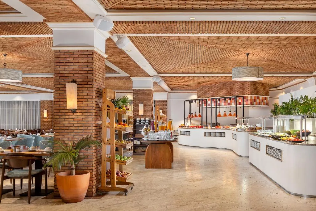 Restaurant, Grande Real Santa Eulalia Resort & Hotel Spa, Algarve
