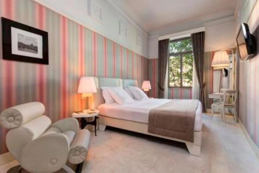 Double or Twin SUPERIOR Room, Grand Hotel Palace Rome, Rome
