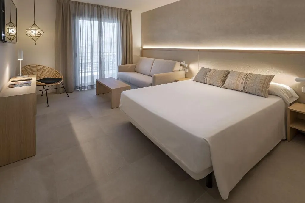 Room, Hotel Alhambra, Costa Brava