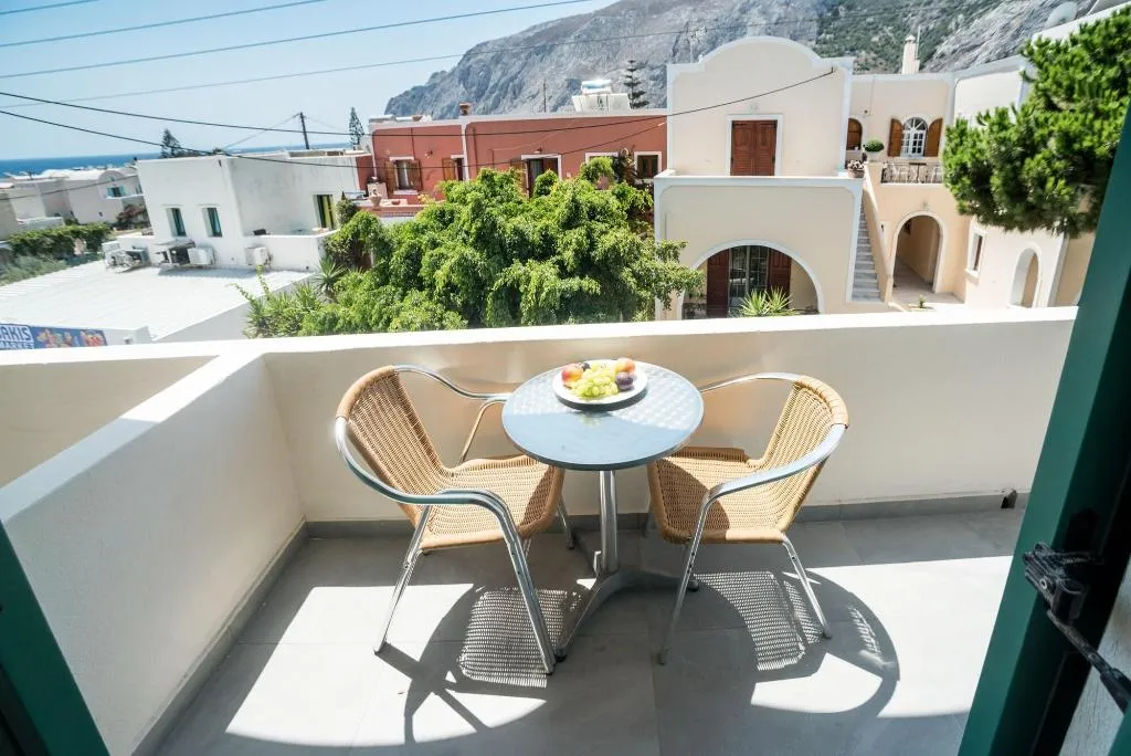 Room, Ifestia, Santorini