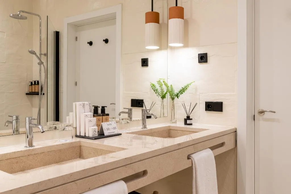 JUNIOR SUITE STANDARD Room, Parador de Ibiza, Ibiza