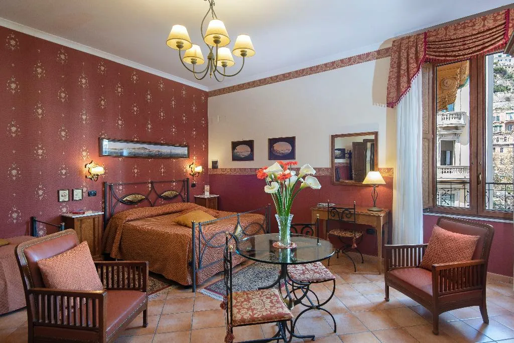 DOUBLE SUPERIOR Room, Pinto-Storey Hotel, Naples