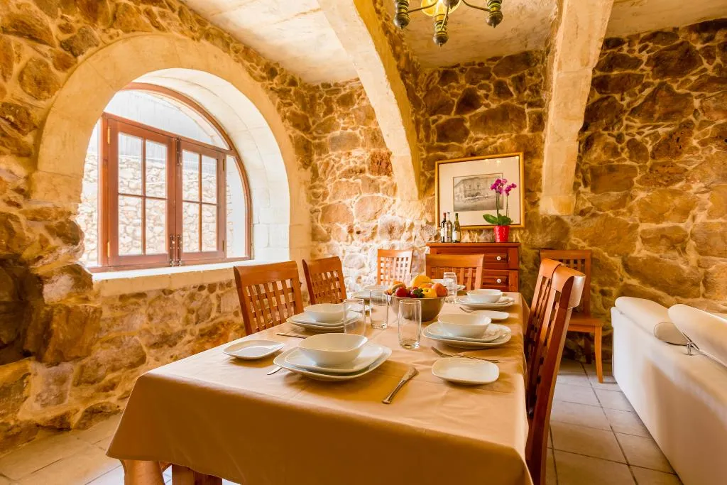 HOUSE STANDARD Room, Abraham's Gozo Farmhouses, Gozo