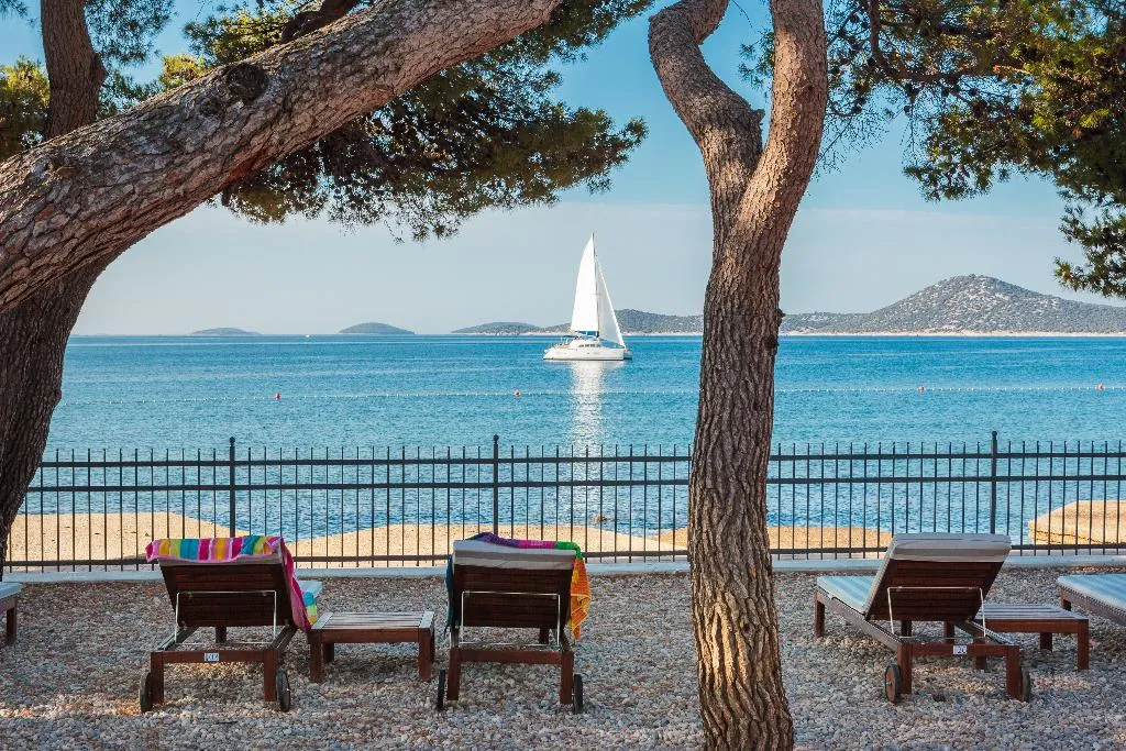 General view, Villas Arausana and Antonina, Split