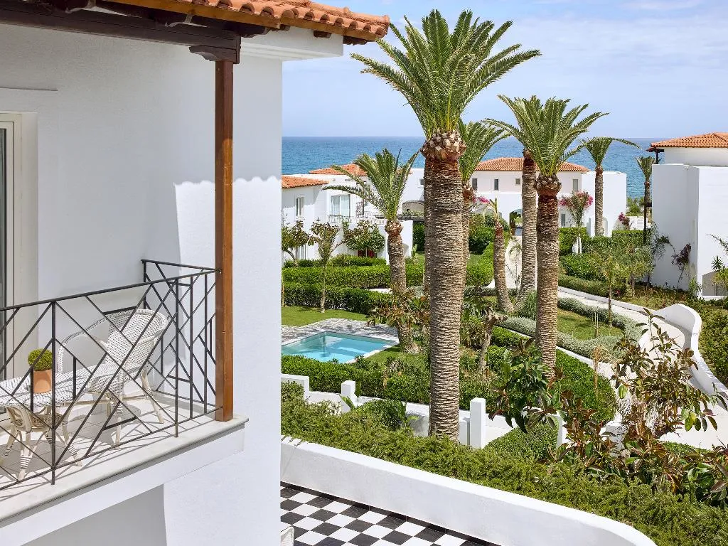 SUITE DELUXE WITH JACUZZI Room, Caramel, A Resort to Live, Crete