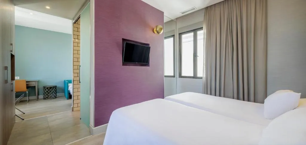 SUITE STANDARD Room, Regente, Madrid