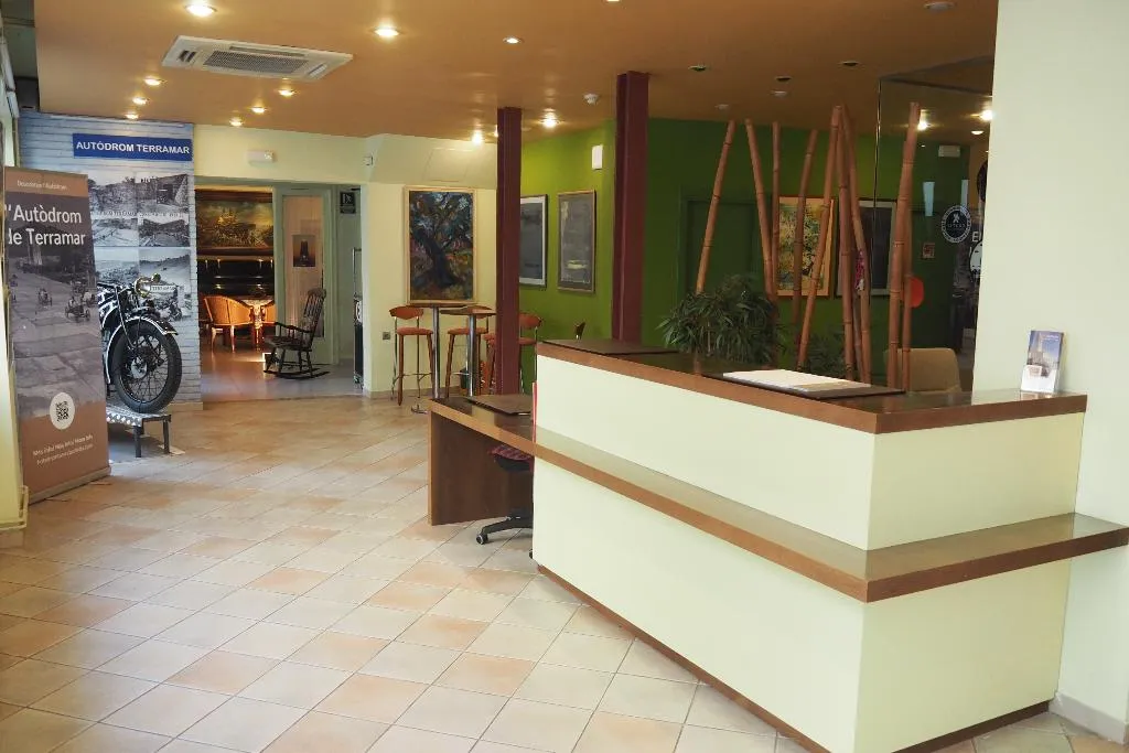 Lobby, Montserrat, Costa Brava