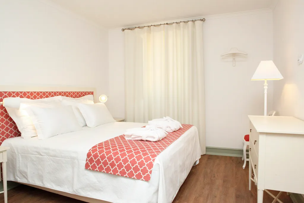 Double or Twin CLASSIC Room, Casa Palmela - Small Luxury Hotels & Villas, Lisbon