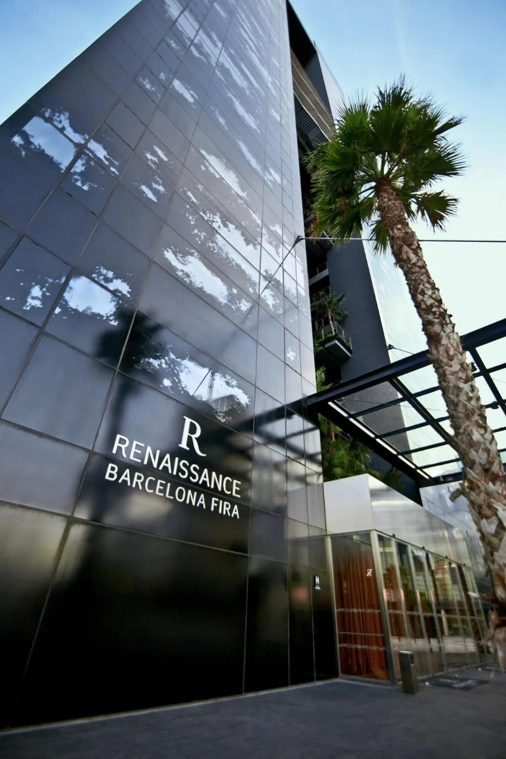 Terrace, Renaissance Barcelona Fira, Barcelona