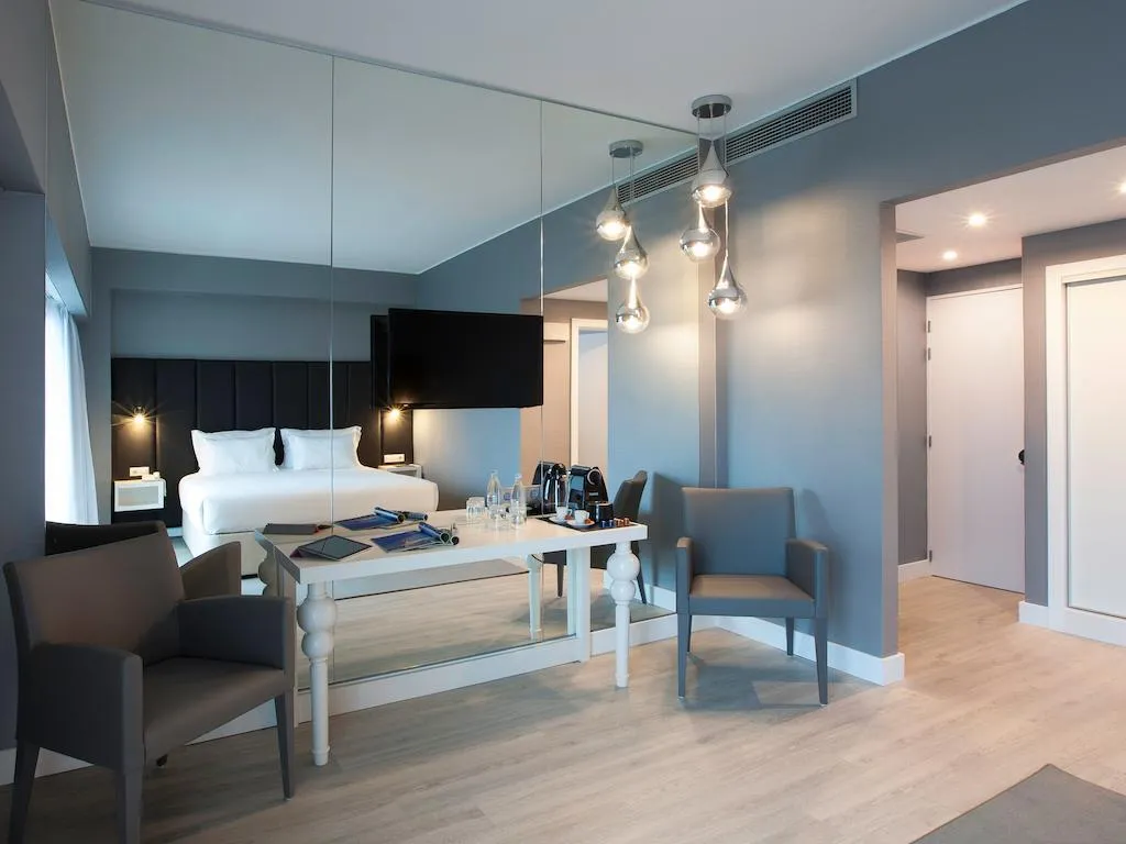 FAMILY ROOM CITY VIEW Room, Lutecia Smart Design Hotel, Lisbon