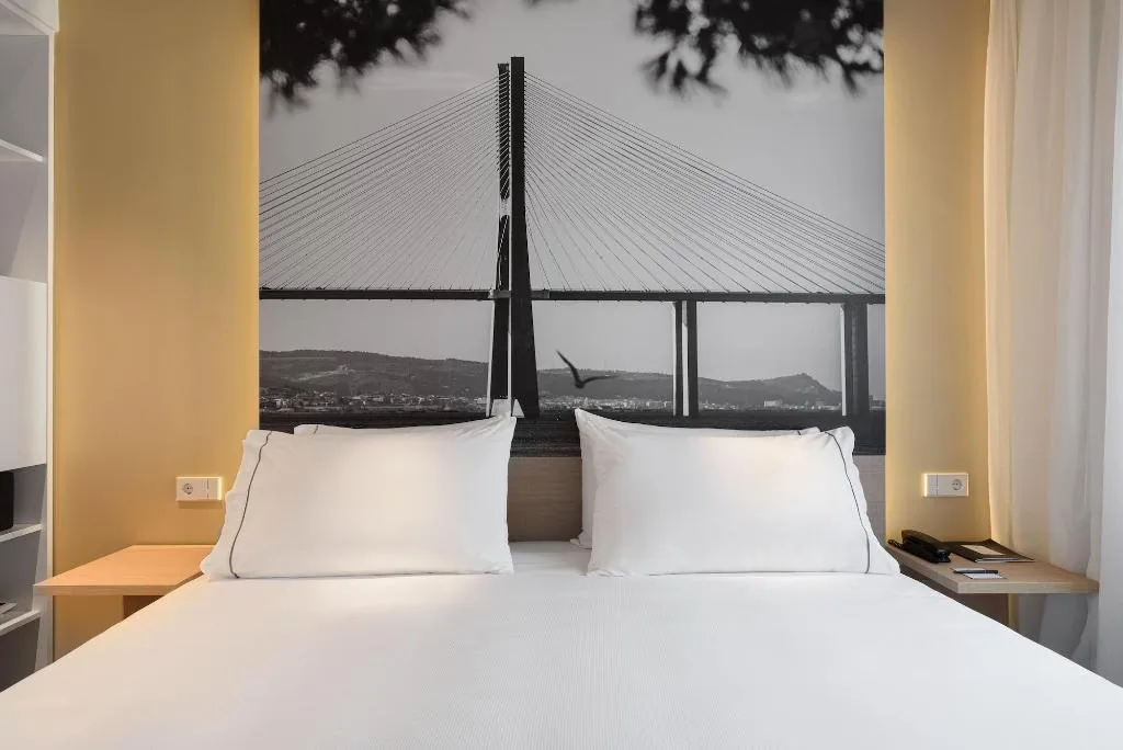 Room, Ikonik Lisboa, Lisbon
