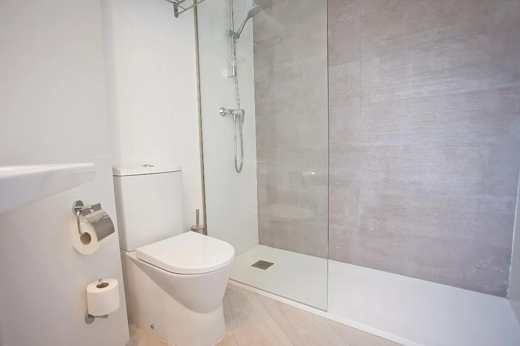 Room, FERGUS Bermudas, Majorca