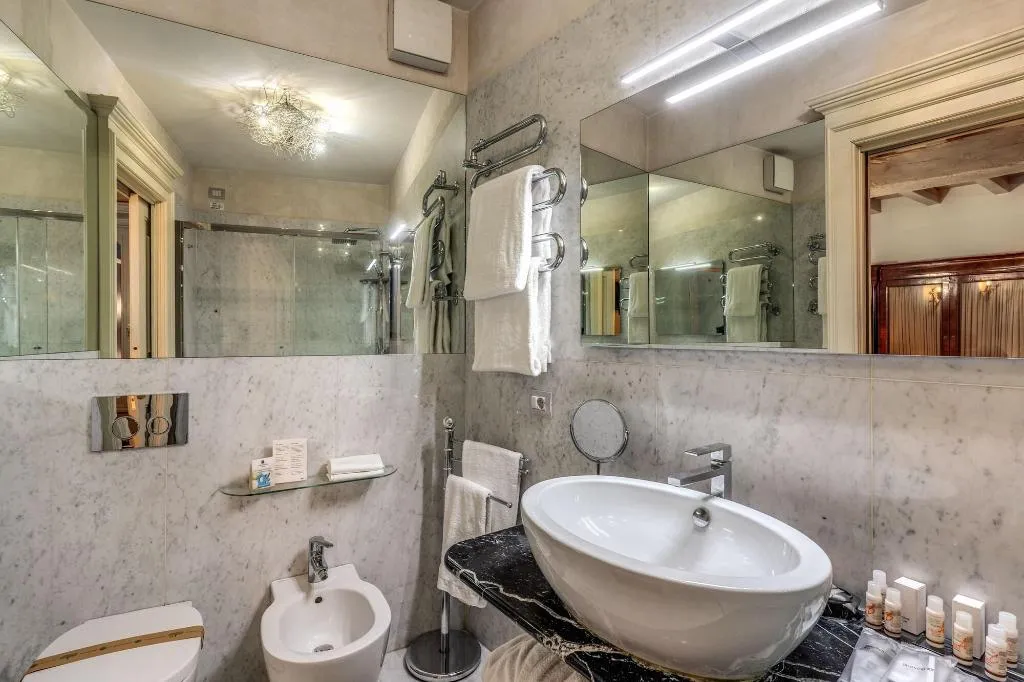 Room, Santa Marta Suites, Milan