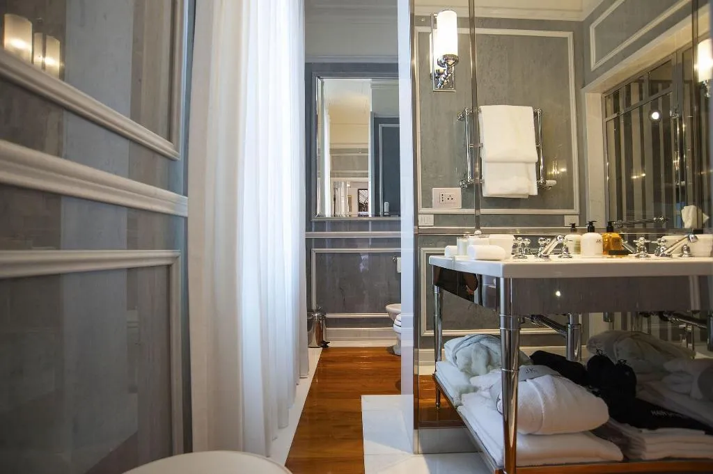 Room, J.K. Place Roma - The Leading Hotels o/t World, Rome