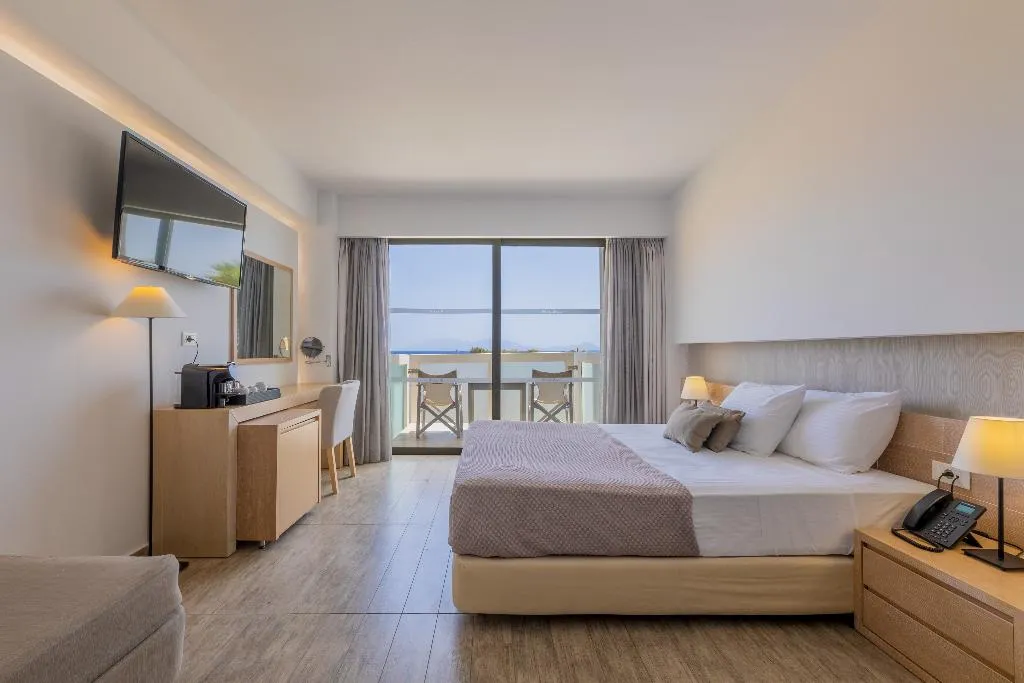 Double or Twin SEA VIEW Room, Akti Palace Hotel, Kos