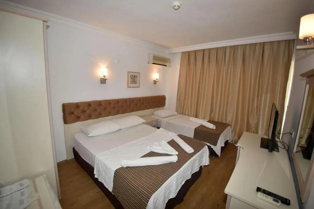 Room, Almena City Hotel, Dalaman