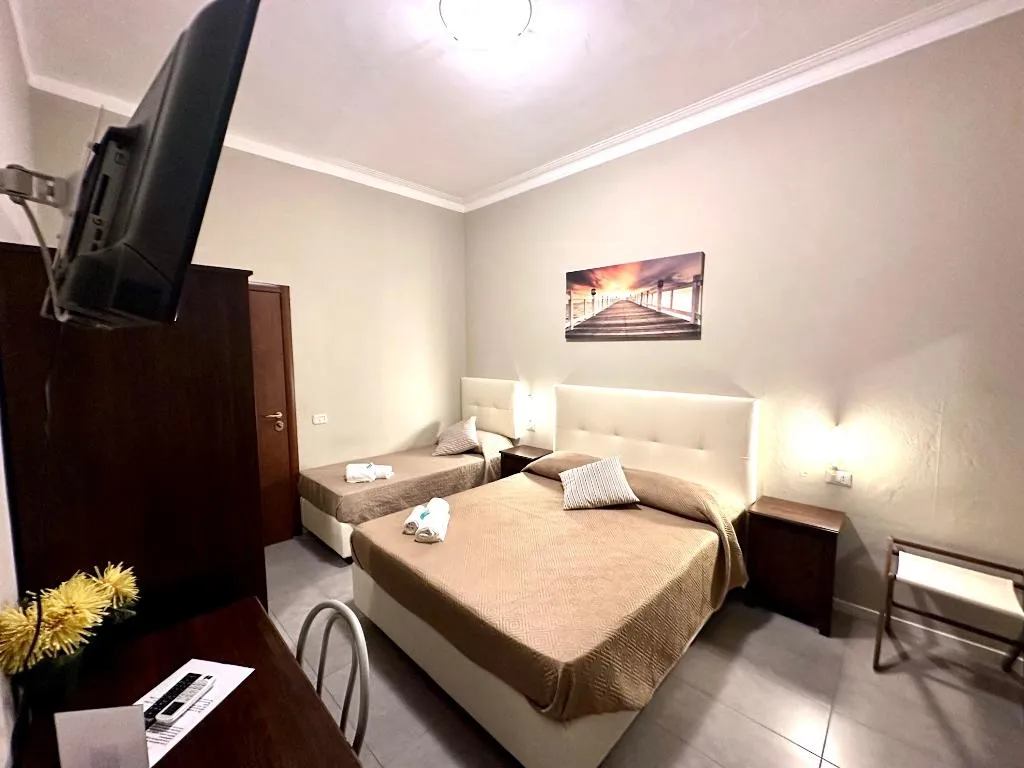 TWIN STANDARD Room, Hotel Carlo Goldoni, Milan
