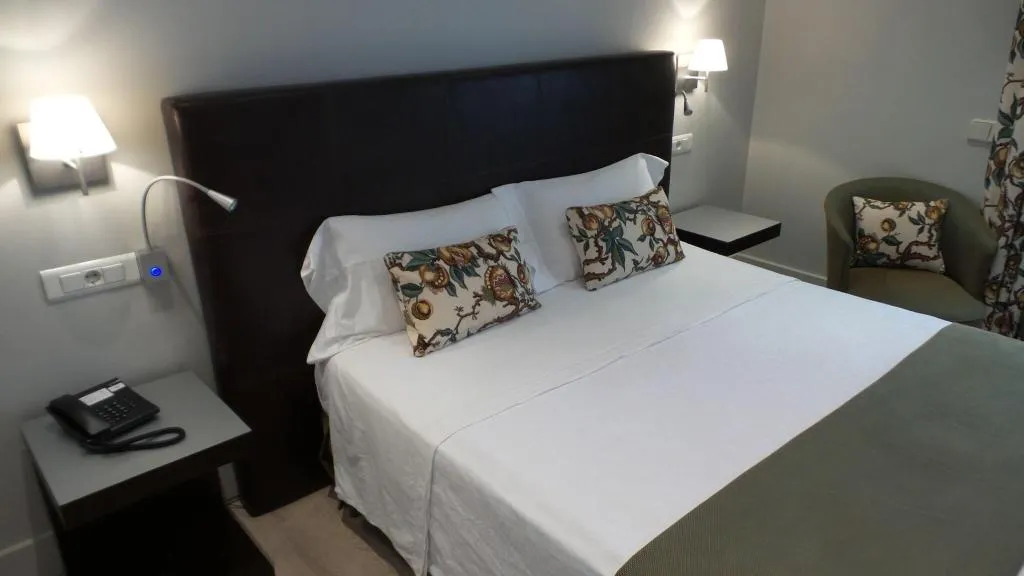 SINGLE STANDARD Room, Hotel Moderno, Madrid