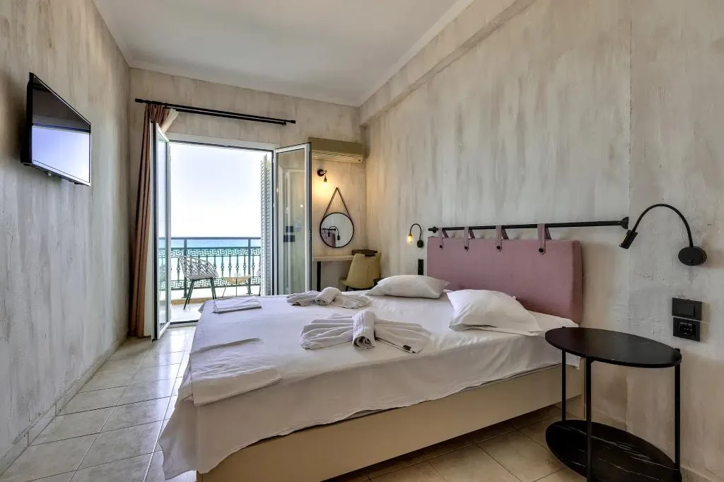 Double or Twin SEA VIEW Room, Argassi Beach Hotel, Zante