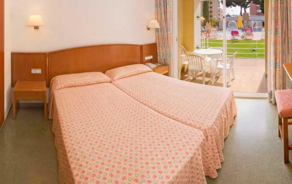 Room, GHT Oasis Park & Spa, Costa Brava