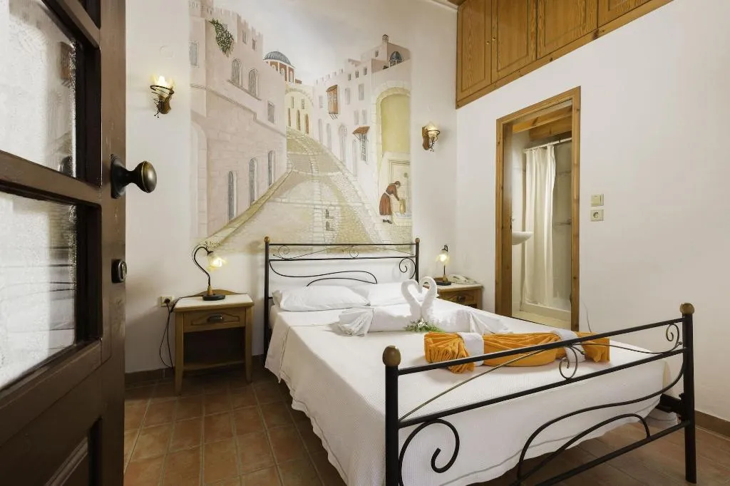 Room, Camelot, Rhodes