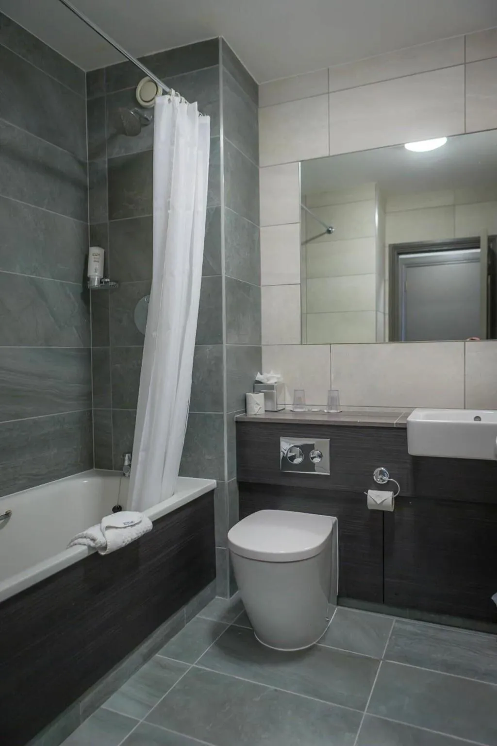 Room, Maldron Hotel Pearse Street, Dublin