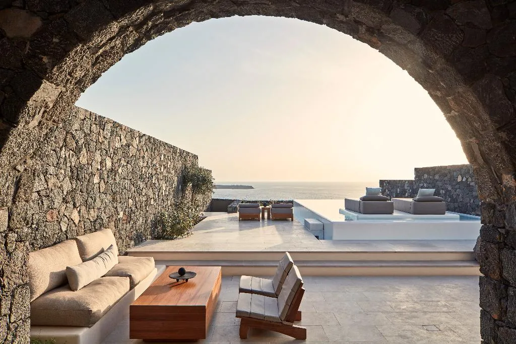 VILLA TWO BEDROOMS WITH PRIVATE POOL Room, Canaves  Epitome, Santorini