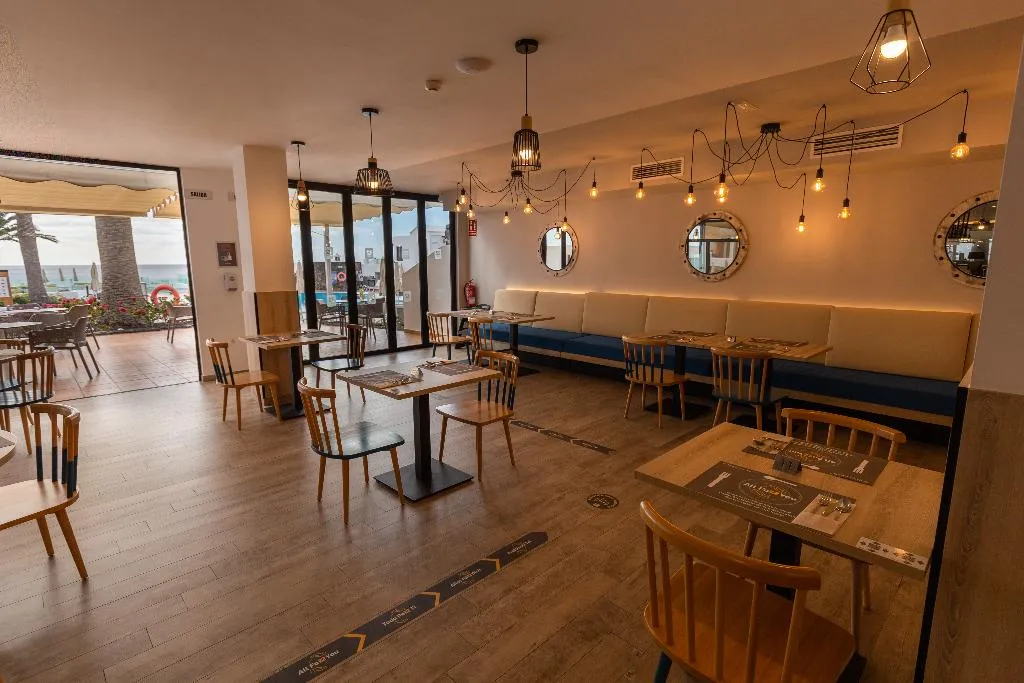Restaurant, R2 Apartamentos Bahia Kontiki, Lanzarote