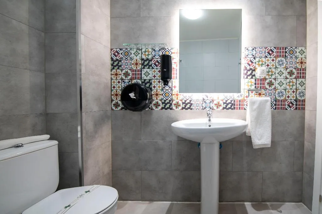 Double or Twin BASIC Room, Hotel Manzanito, Andalucia