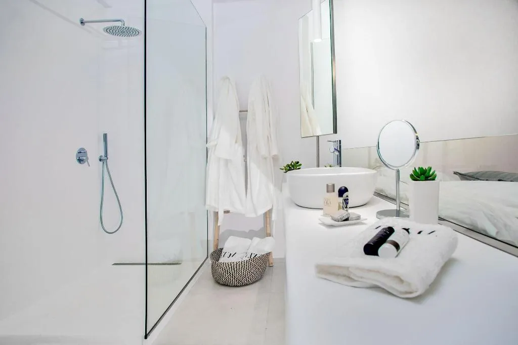Room, Alunia Incognito Suites, Santorini