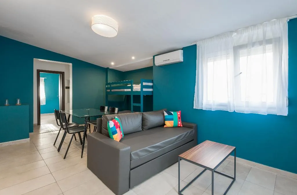 SUITE WITH TERRACE Room, COLORS Thessaloniki Living, Halkidiki