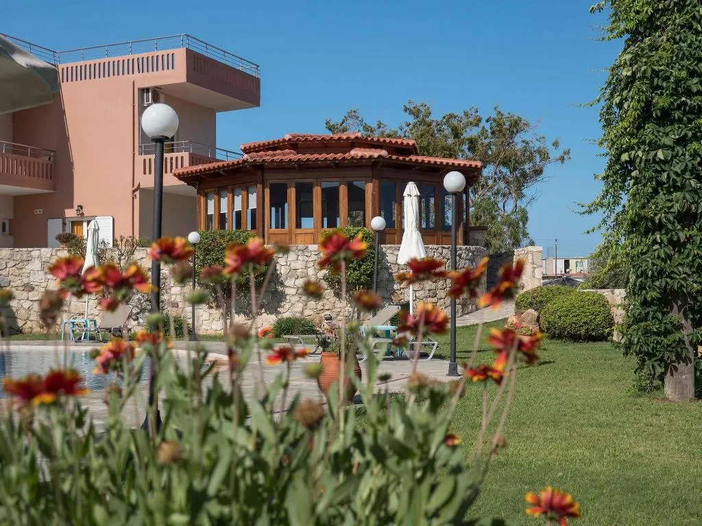 Sports and Entertainment, Petritos Rooms And Studios, Crete