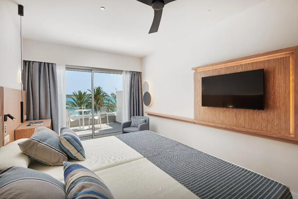 Double or Twin SEA VIEW Room, Hipotels Mediterraneo - adults only, Majorca