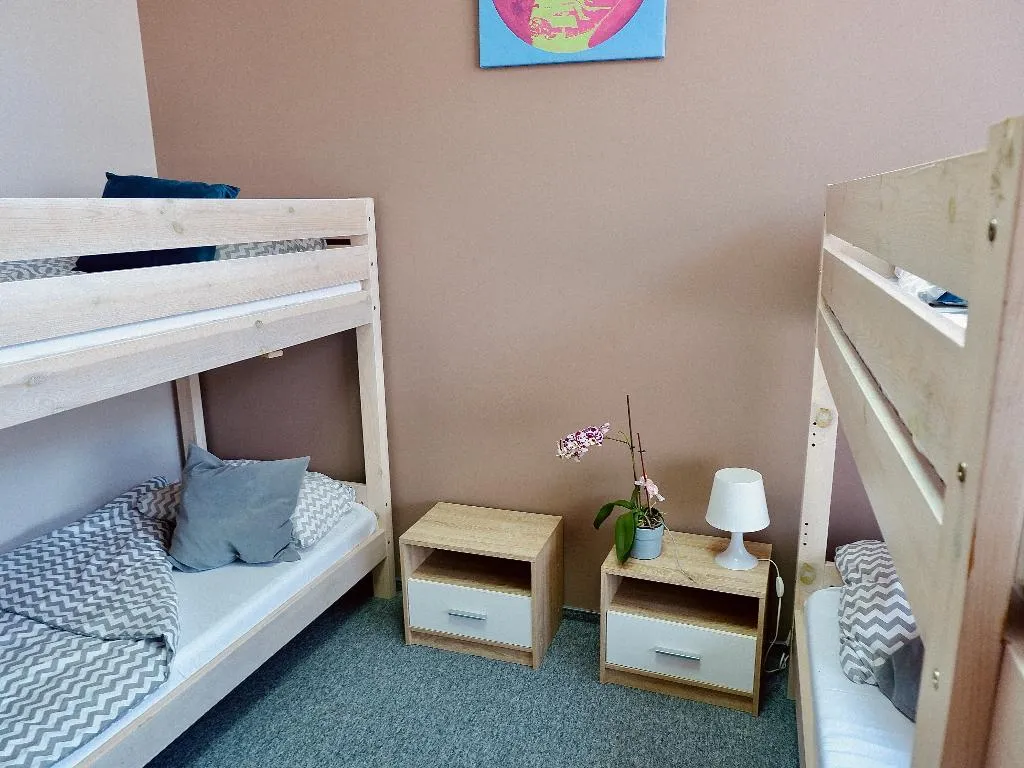 FAMILY ROOM FOUR BEDROOMS Room, Moon Hostel Gdansk, Gdansk