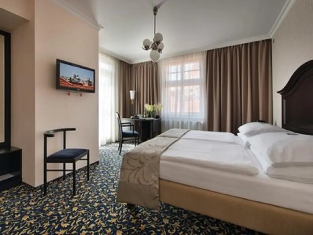 DOUBLE CITY VIEW Room, EA Hotel Royal Esprit, Prague