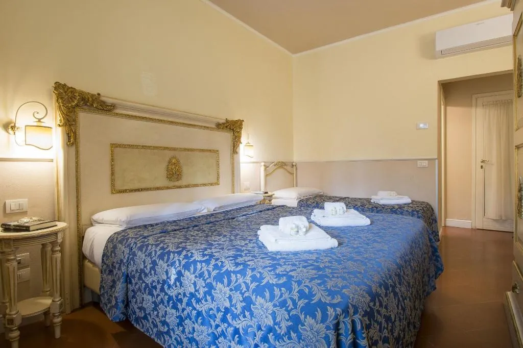 Room, B&B Relais Tiffany, Florence