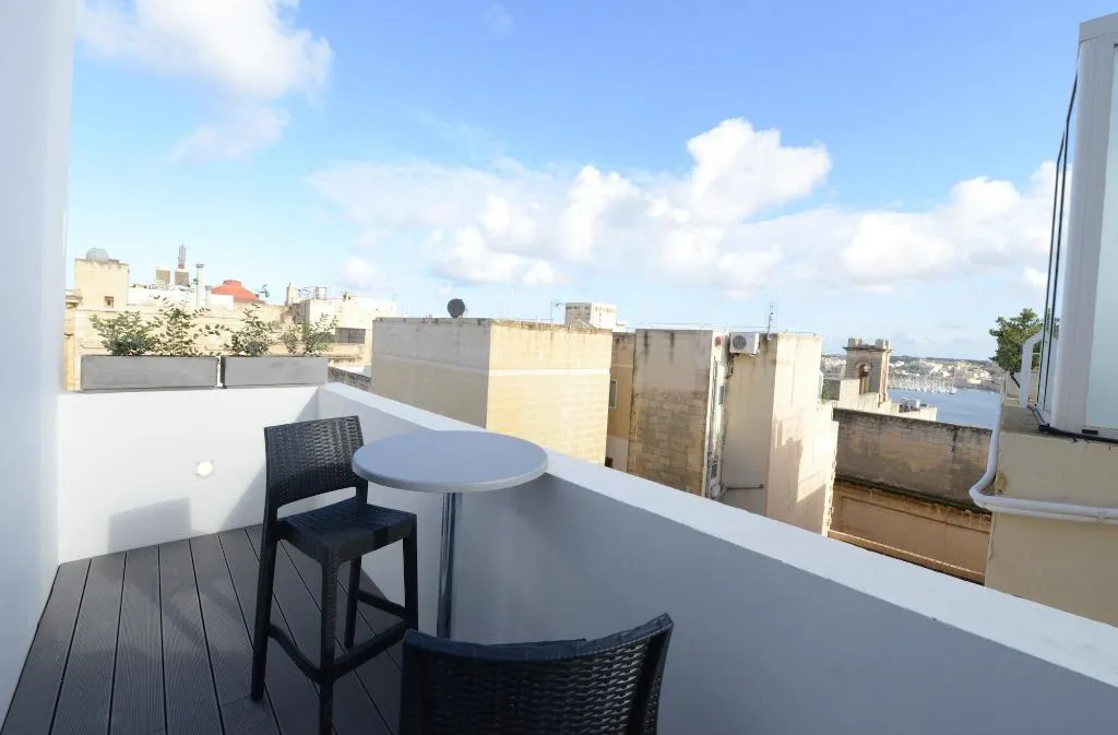 Room, Paulos Valletta, Malta
