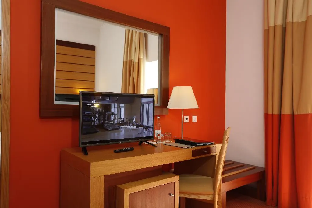 Double or Twin CAPACITY 3 Room, Montebelo Palácio dos Melos Viseu Historic Hotel, Porto