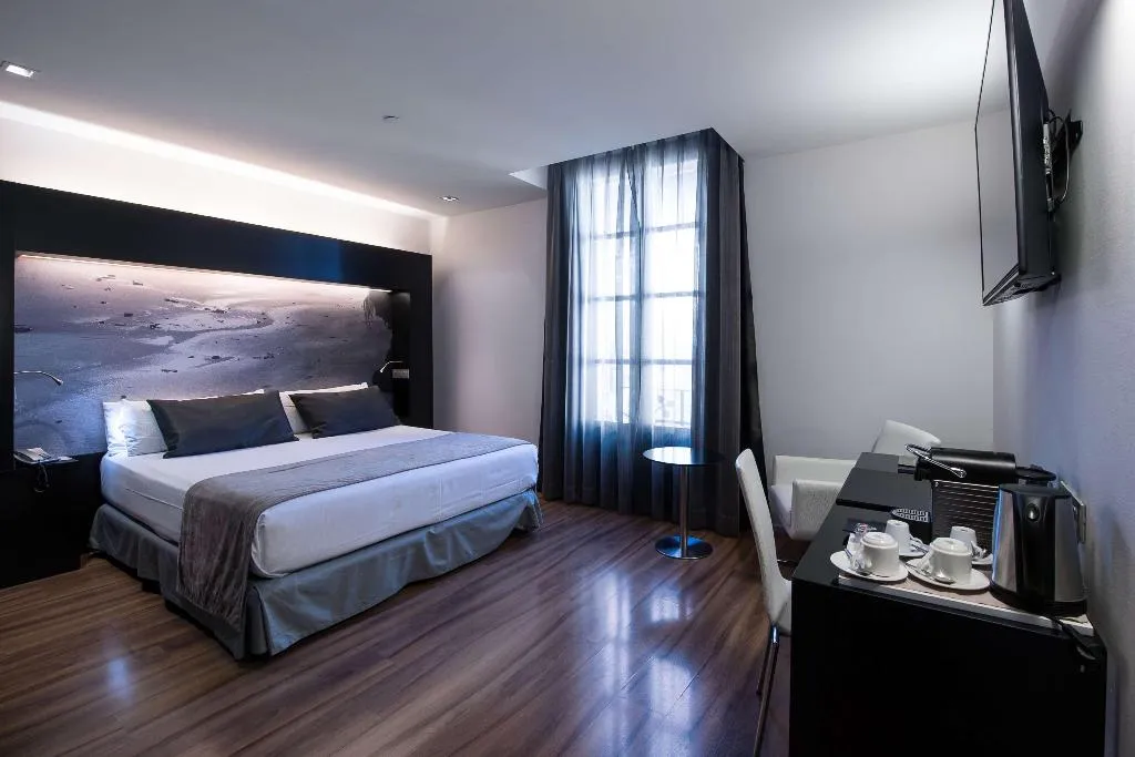 Room, Catalonia Catedral, Barcelona
