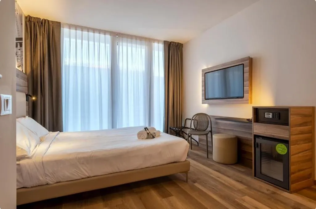 DOUBLE SUPERIOR Room, B&b Hotel Sassari, Alghero