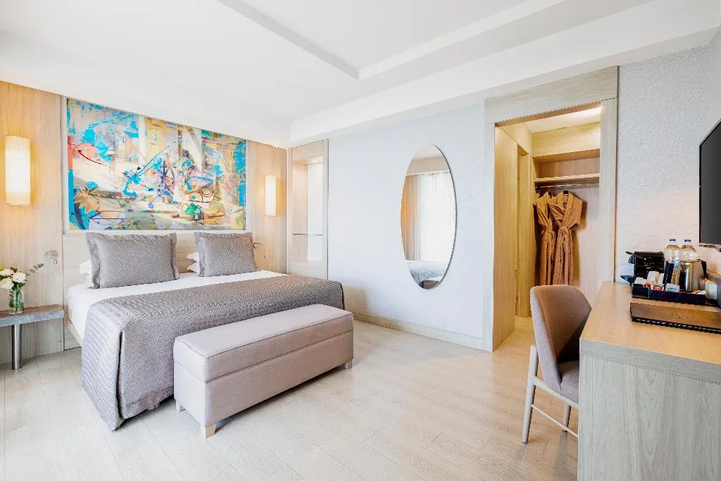 Room, Concorde De Luxe Resort, Antalya