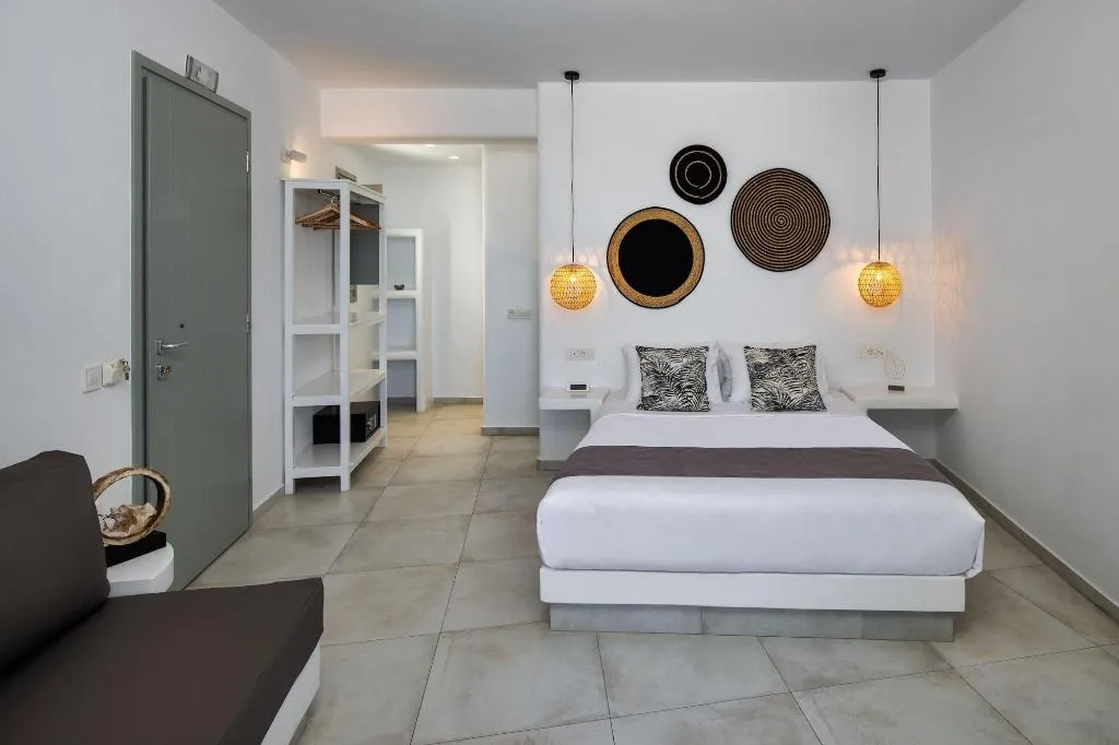 Room, Seven Suites, Santorini