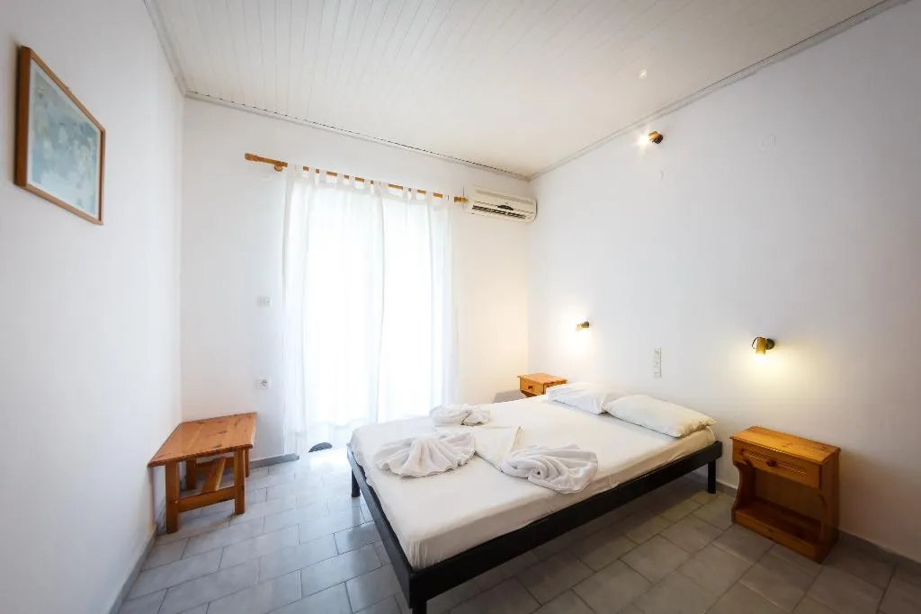 STUDIO STANDARD Room, Venus Studios, Zante