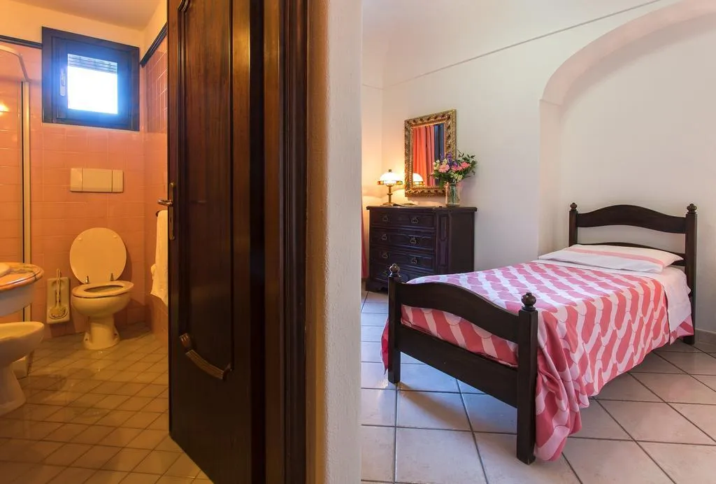 SINGLE STANDARD Room, Terme San Valentino, Naples