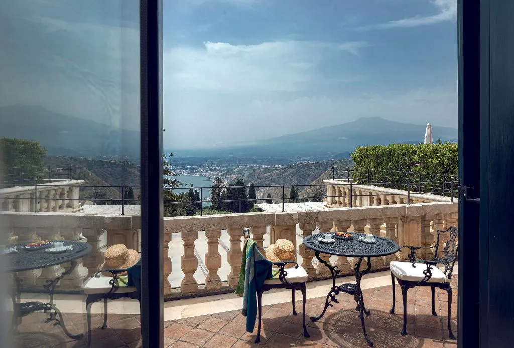 JUNIOR SUITE PREMIUM Room, Grand Hotel Timeo, A Belmond Hotel, Taormina, Taormina