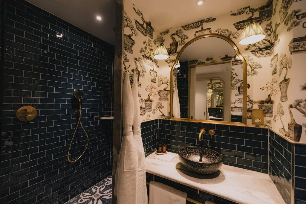 Room, The Leinster, Dublin