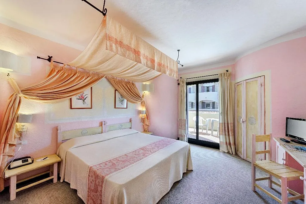 DOUBLE SIDE SEA VIEW Room, Grand Hotel Smeraldo Beach, Olbia